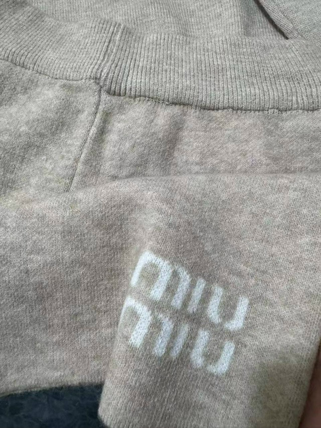 Купить Женский костюм серый оптом Садовод Интернет-каталог Садовод интернет-каталог