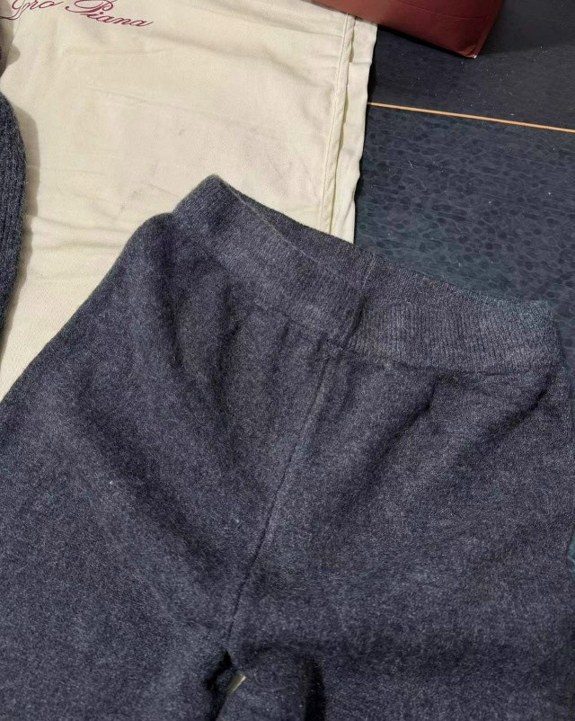 Купить Женский костюм темно-серый оптом Садовод Интернет-каталог Садовод интернет-каталог