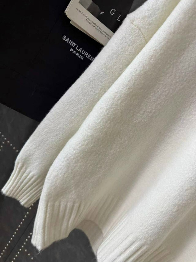 Купить Женский костюм белый оптом Садовод Интернет-каталог Садовод интернет-каталог