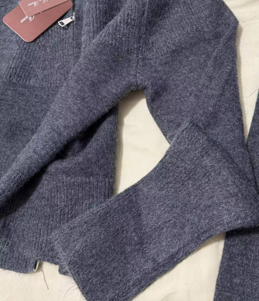 Купить Женский костюм темно-серый оптом Садовод Интернет-каталог Садовод интернет-каталог