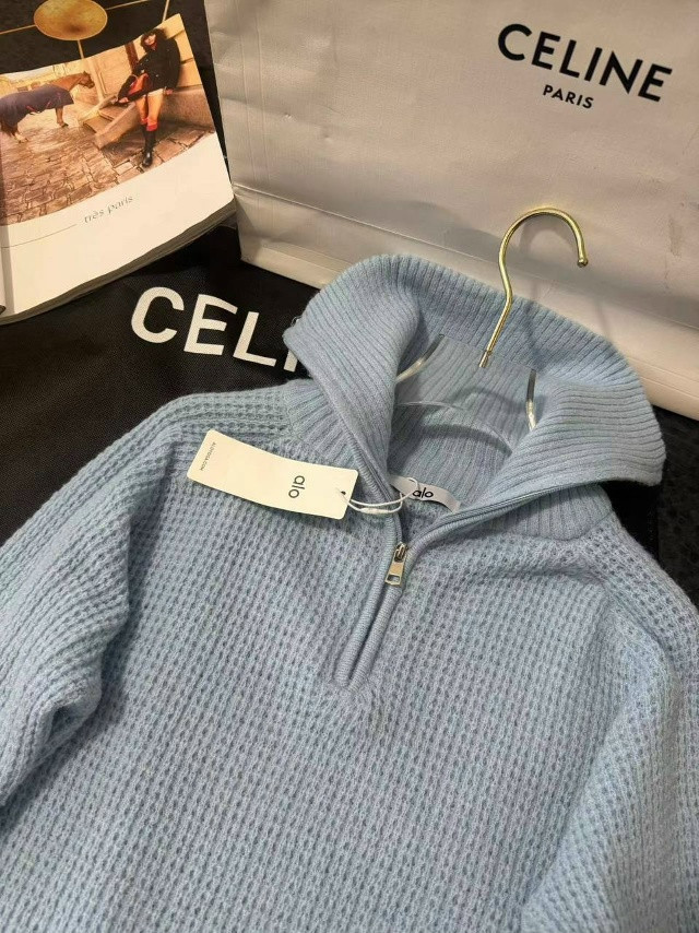 Купить Женский костюм голубой оптом Садовод Интернет-каталог Садовод интернет-каталог