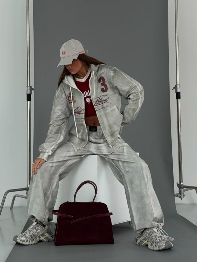 Купить Женский костюм светло-серый оптом Садовод Интернет-каталог Садовод интернет-каталог