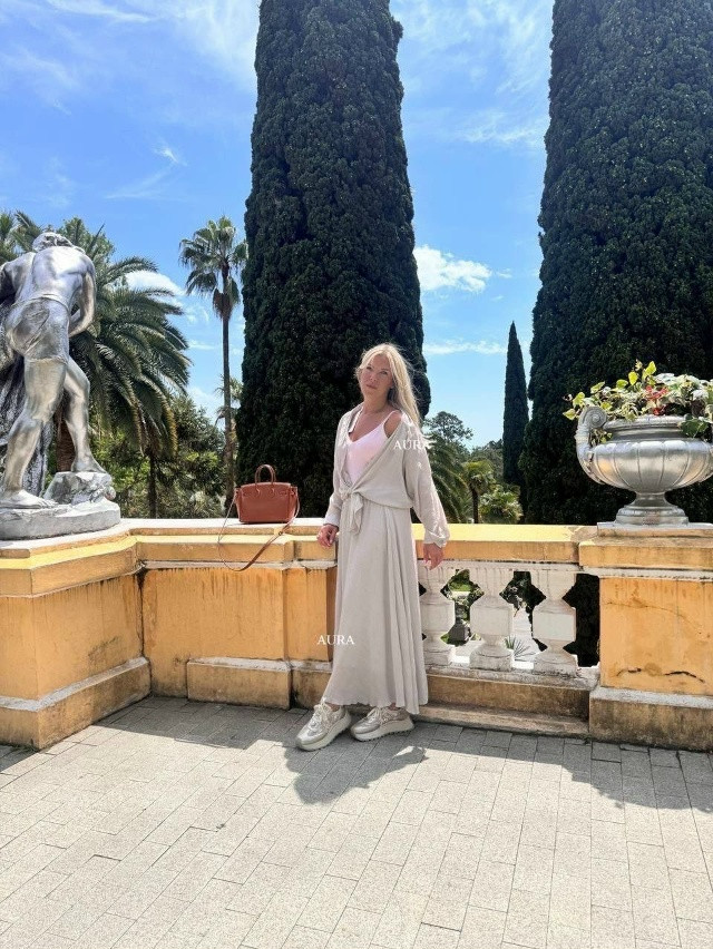 Купить Женский костюм бежевый оптом Садовод Интернет-каталог Садовод интернет-каталог