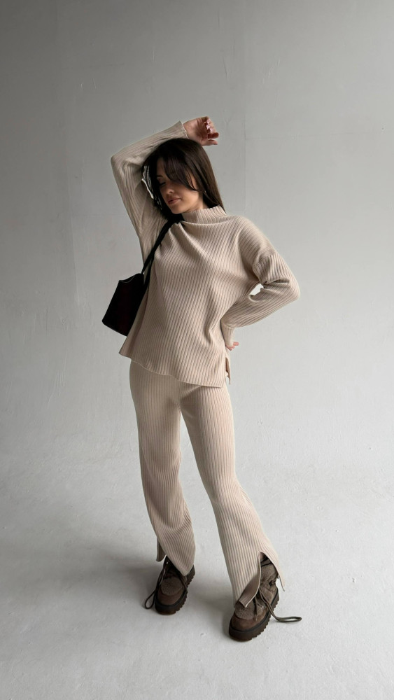 Купить Женский костюм молочный оптом Садовод Интернет-каталог Садовод интернет-каталог