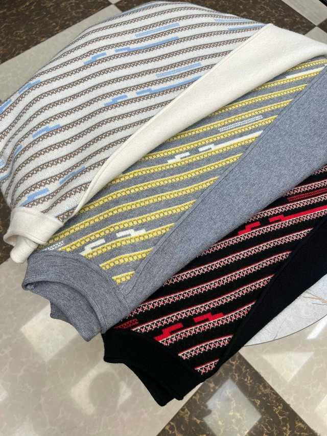 Купить Женский костюм белый оптом Садовод Интернет-каталог Садовод интернет-каталог