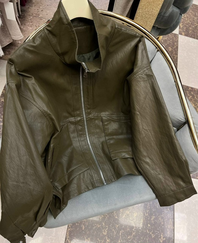 Купить Бомберы из эко-кожи с кулиской сзади -воплощение комфорта и стиля оптом Садовод Интернет-каталог Садовод интернет-каталог