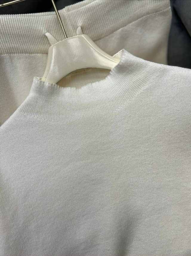 Купить Женский костюм молочный оптом Садовод Интернет-каталог Садовод интернет-каталог