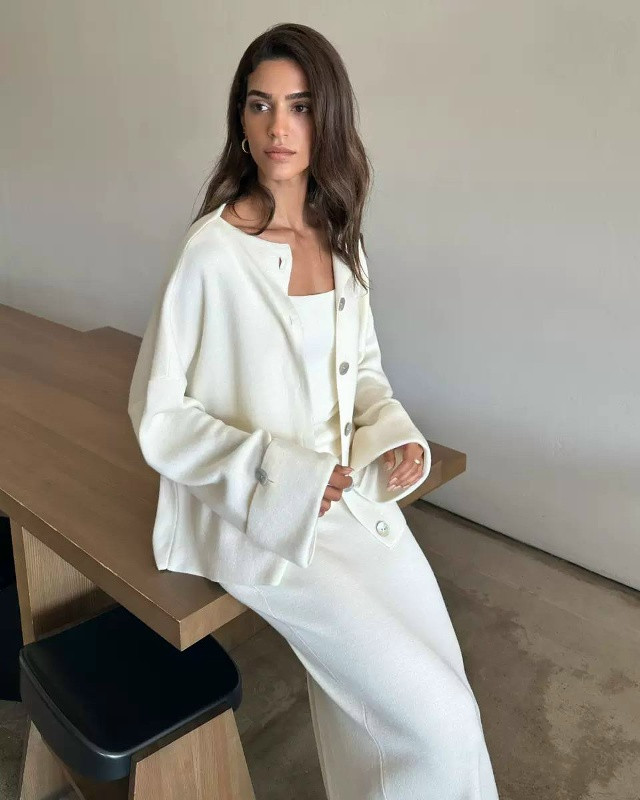 Купить Женский костюм белый оптом Садовод Интернет-каталог Садовод интернет-каталог