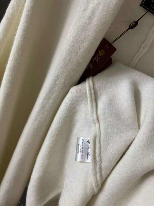 Купить Женский костюм белый оптом Садовод Интернет-каталог Садовод интернет-каталог