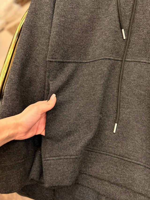 Купить Женский костюм темно-серый оптом Садовод Интернет-каталог Садовод интернет-каталог