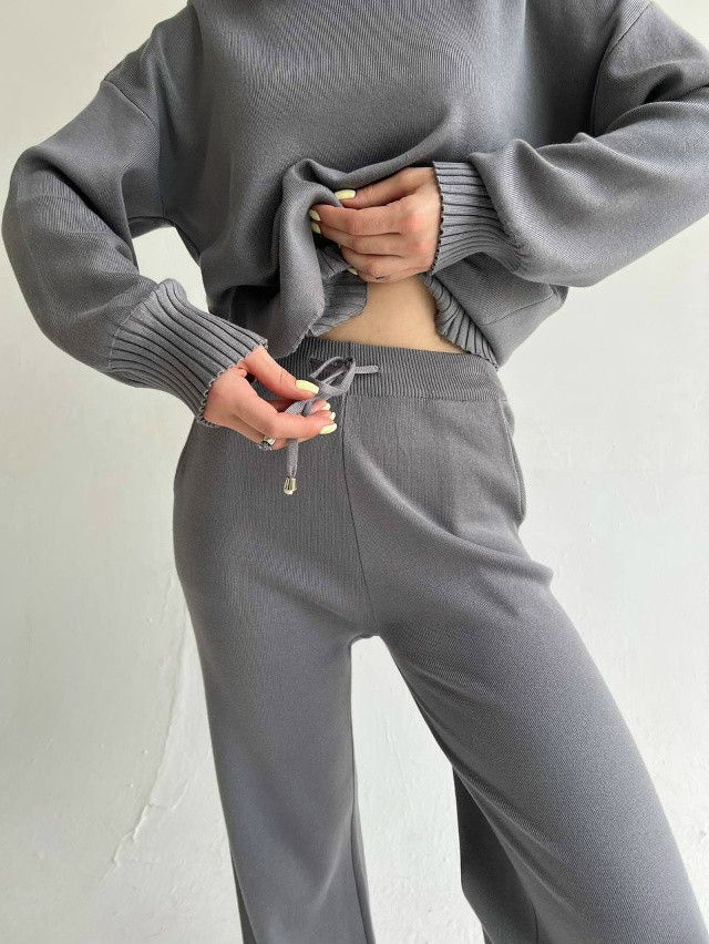 Купить Женский костюм серый оптом Садовод Интернет-каталог Садовод интернет-каталог