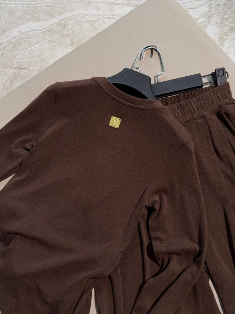 Купить Женский костюм коричневый оптом Садовод Интернет-каталог Садовод интернет-каталог