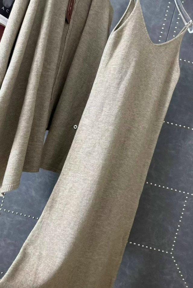 Купить Женский костюм бежевый оптом Садовод Интернет-каталог Садовод интернет-каталог