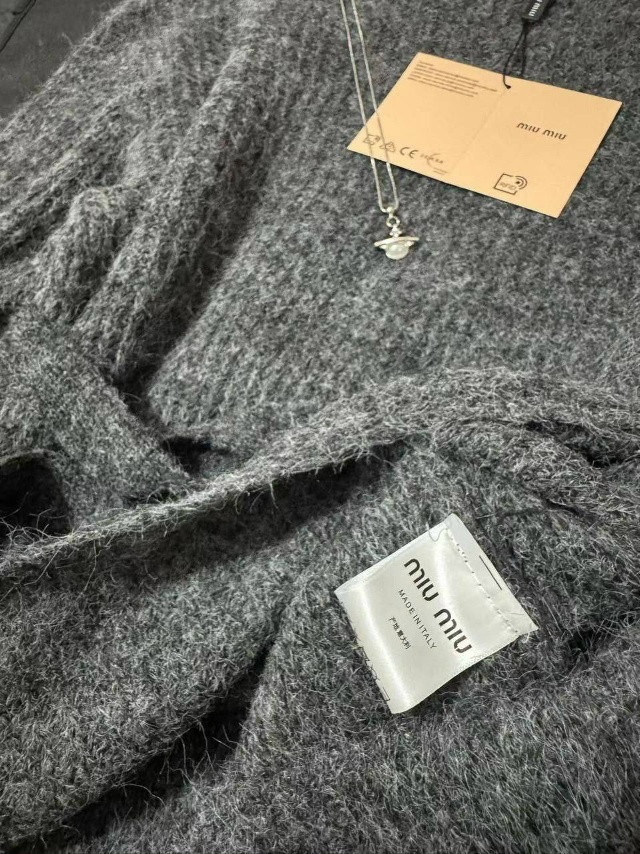 Купить Женский костюм серый оптом Садовод Интернет-каталог Садовод интернет-каталог