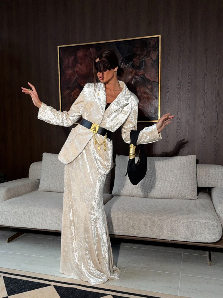 Купить Женский костюм бежевый оптом Садовод Интернет-каталог Садовод интернет-каталог