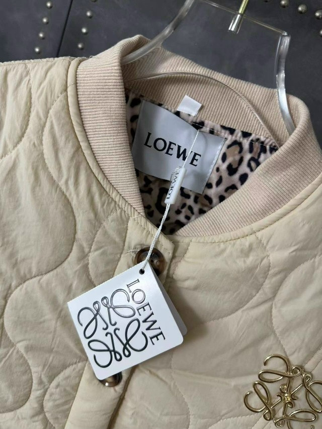 Купить Куртка женская бежевая оптом Садовод Интернет-каталог Садовод интернет-каталог