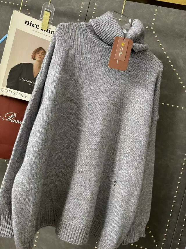 Купить Женский костюм серый оптом Садовод Интернет-каталог Садовод интернет-каталог