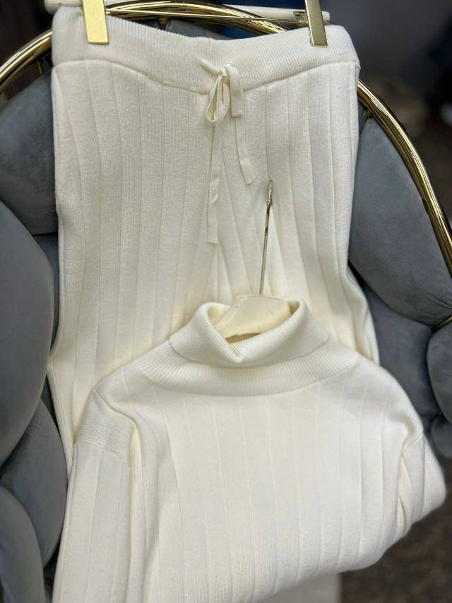 Купить Женский костюм молочный оптом Садовод Интернет-каталог Садовод интернет-каталог