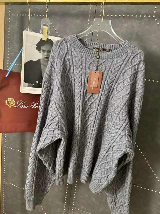 Купить Женский костюм серый оптом Садовод Интернет-каталог Садовод интернет-каталог