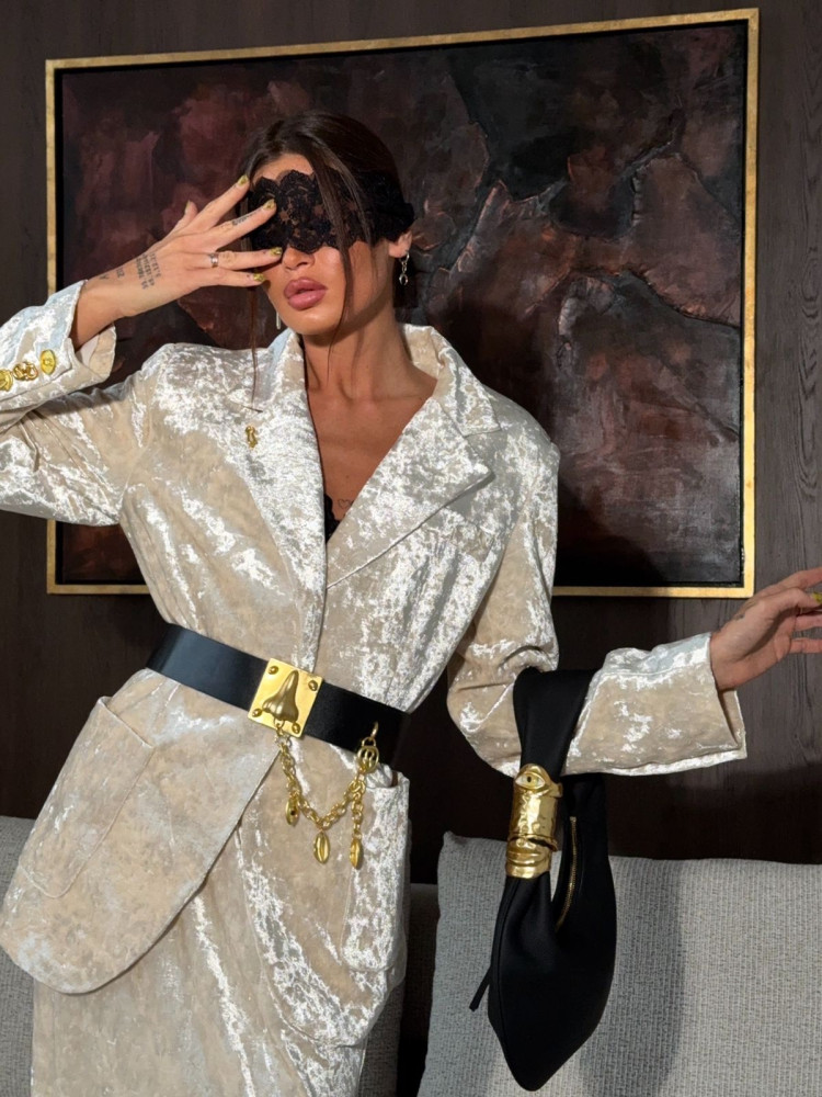 Купить Женский костюм бежевый оптом Садовод Интернет-каталог Садовод интернет-каталог