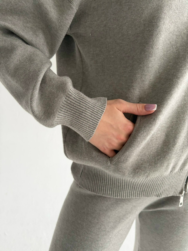 Купить Женский костюм серый оптом Садовод Интернет-каталог Садовод интернет-каталог