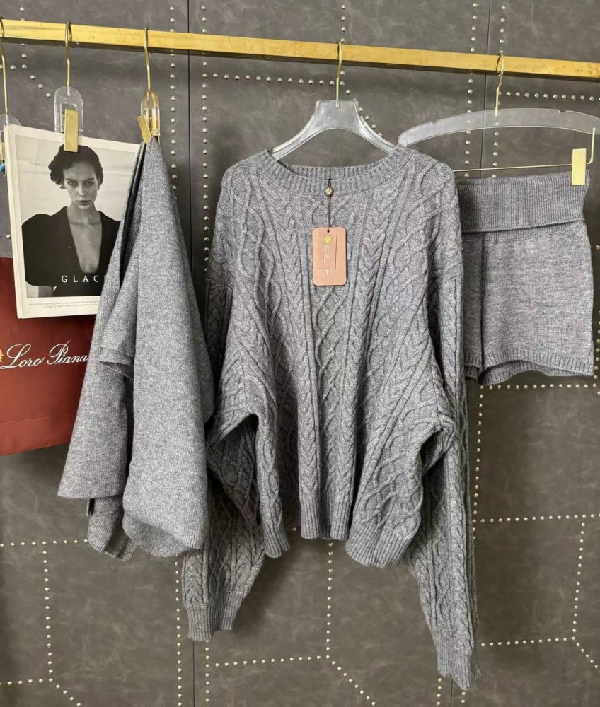 Купить Женский костюм серый оптом Садовод Интернет-каталог Садовод интернет-каталог