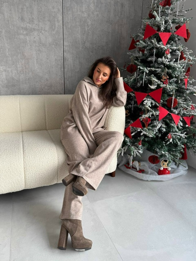 Купить Костюм бежевый оптом Садовод Интернет-каталог Садовод интернет-каталог