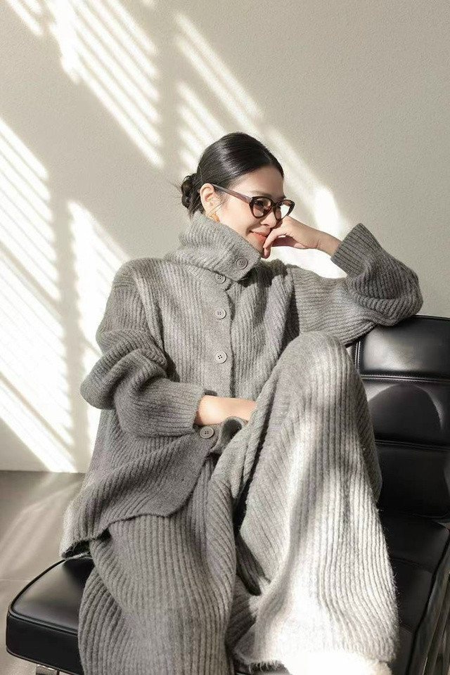 Купить Женский костюм серый оптом Садовод Интернет-каталог Садовод интернет-каталог