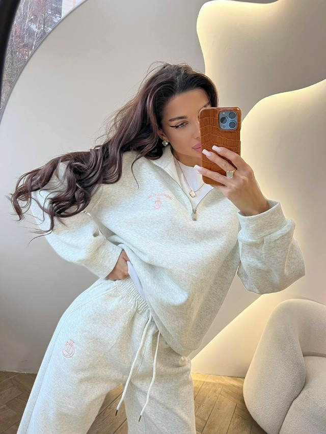 Купить Женский костюм светло-серый оптом Садовод Интернет-каталог Садовод интернет-каталог