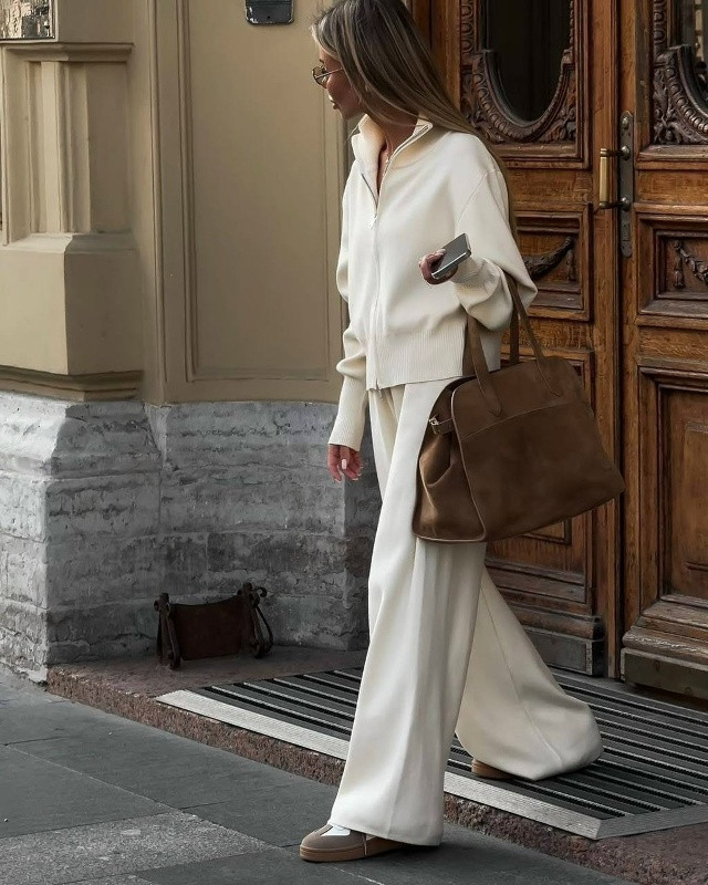 Купить Женский костюм белый оптом Садовод Интернет-каталог Садовод интернет-каталог