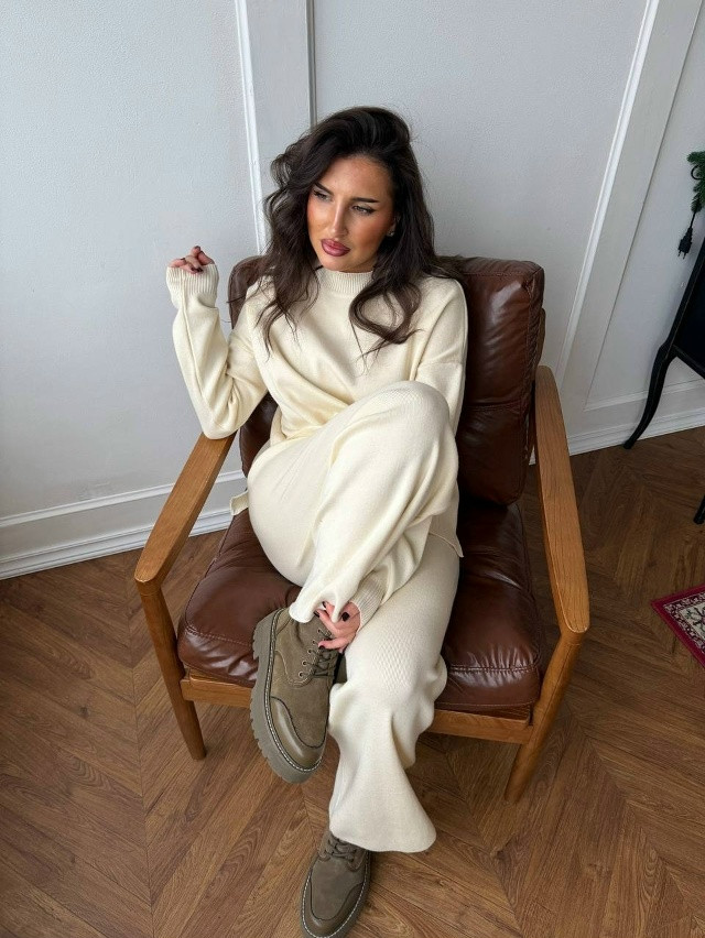 Купить Женский костюм молочный оптом Садовод Интернет-каталог Садовод интернет-каталог