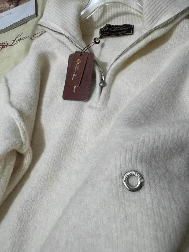 Купить Женский костюм белый оптом Садовод Интернет-каталог Садовод интернет-каталог