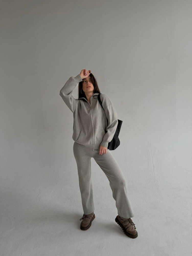 Купить Женский костюм серый оптом Садовод Интернет-каталог Садовод интернет-каталог