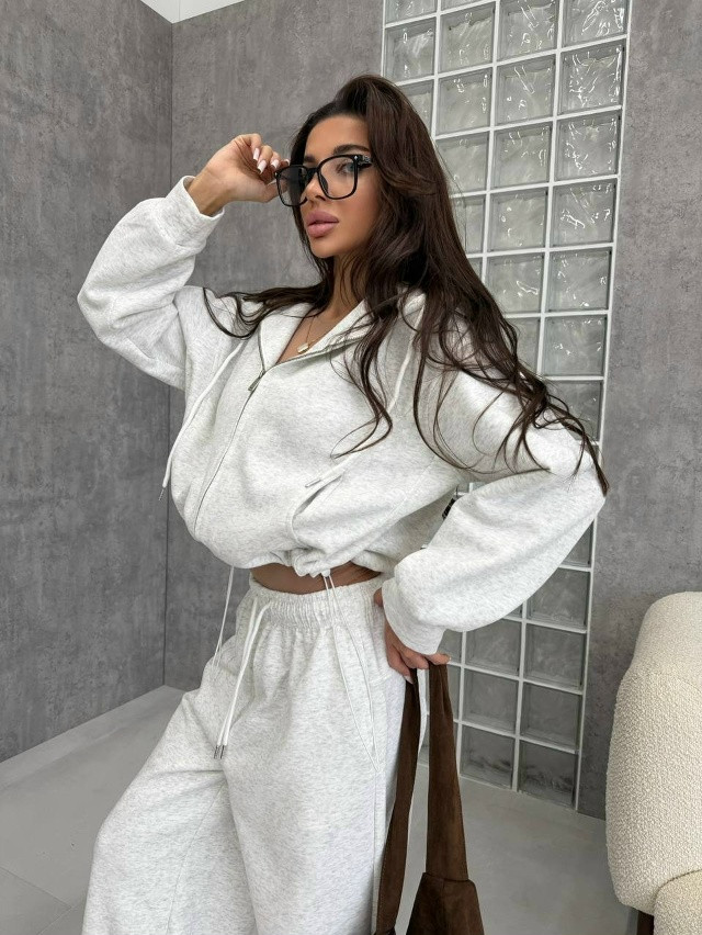 Купить Женский костюм светло-серый оптом Садовод Интернет-каталог Садовод интернет-каталог