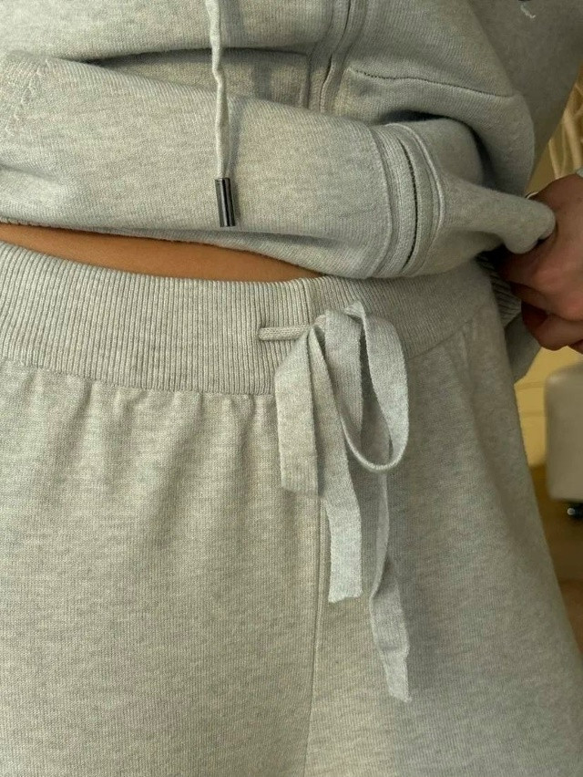 Купить Женский костюм светло-серый оптом Садовод Интернет-каталог Садовод интернет-каталог