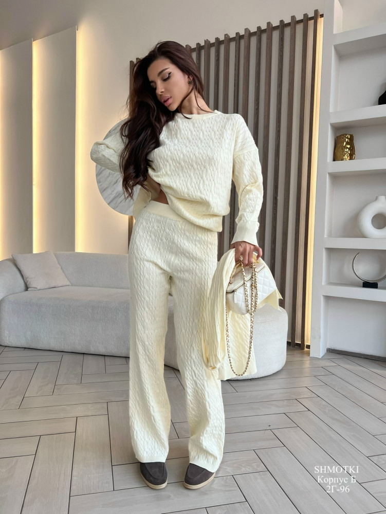 Купить Женский костюм молочный оптом Садовод Интернет-каталог Садовод интернет-каталог