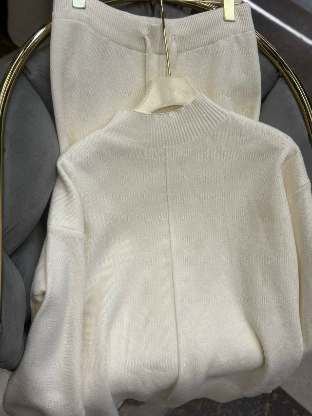 Купить Женский костюм молочный оптом Садовод Интернет-каталог Садовод интернет-каталог