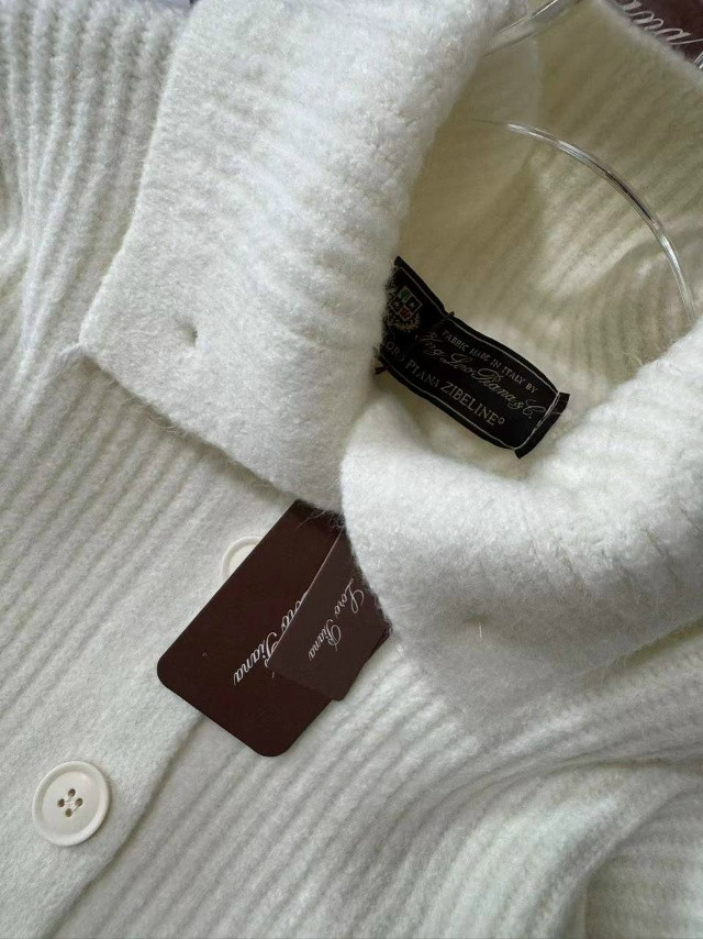 Купить Женский костюм белый оптом Садовод Интернет-каталог Садовод интернет-каталог