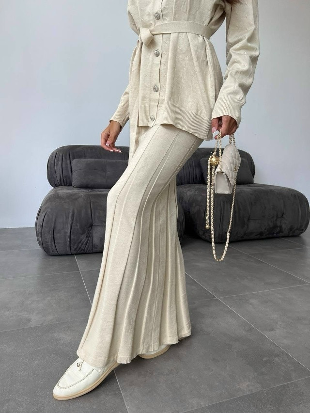 Купить Женский костюм бежевый оптом Садовод Интернет-каталог Садовод интернет-каталог