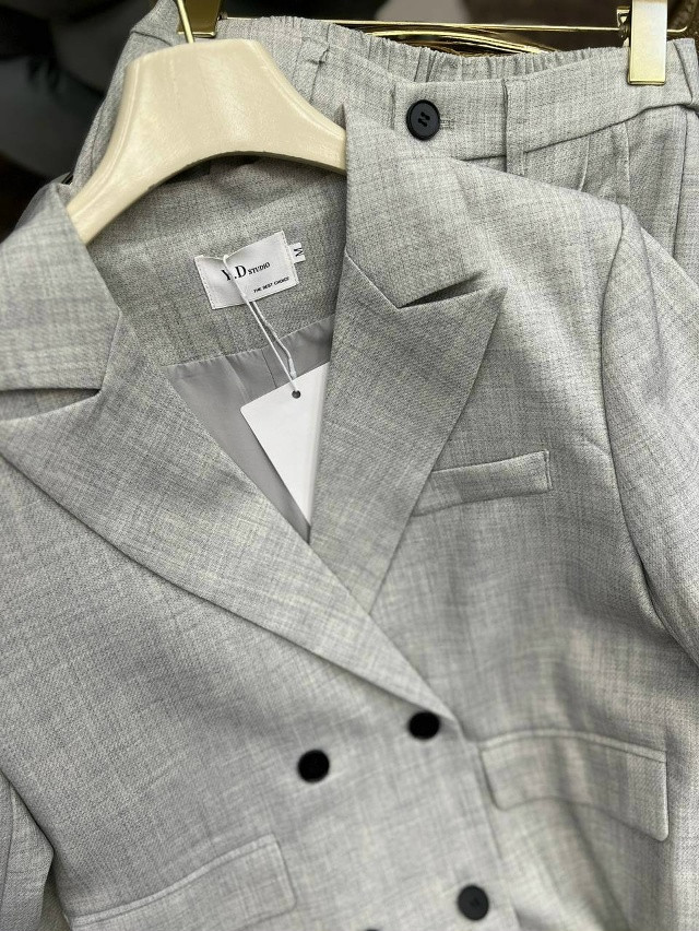 Купить Женский костюм светло-серый оптом Садовод Интернет-каталог Садовод интернет-каталог