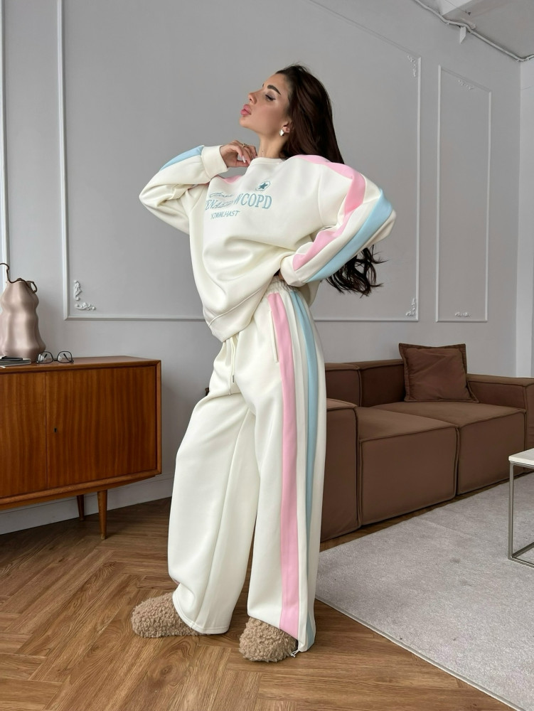 Купить Женский костюм белый оптом Садовод Интернет-каталог Садовод интернет-каталог