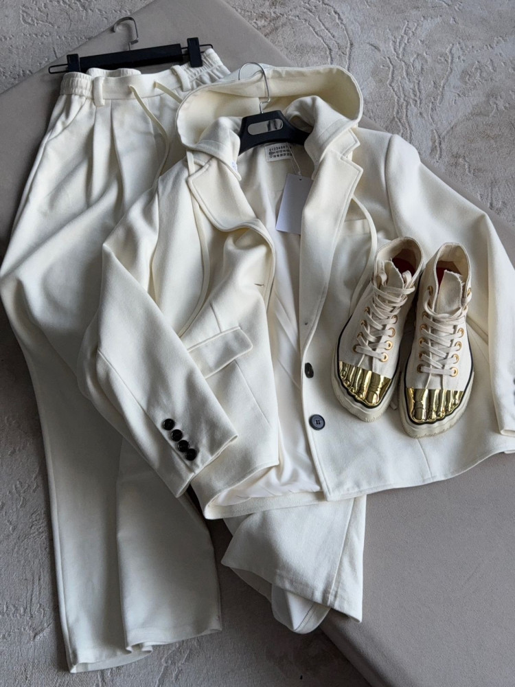 Купить Женский костюм белый оптом Садовод Интернет-каталог Садовод интернет-каталог