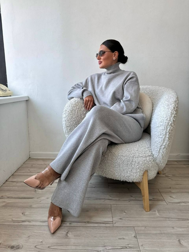 Купить Женский костюм серый оптом Садовод Интернет-каталог Садовод интернет-каталог