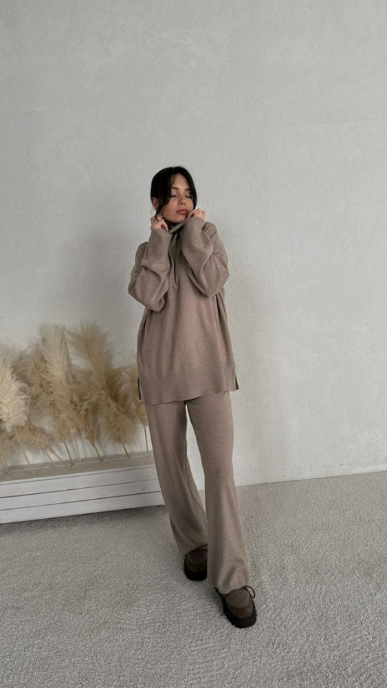 Купить Женский костюм бежевый оптом Садовод Интернет-каталог Садовод интернет-каталог