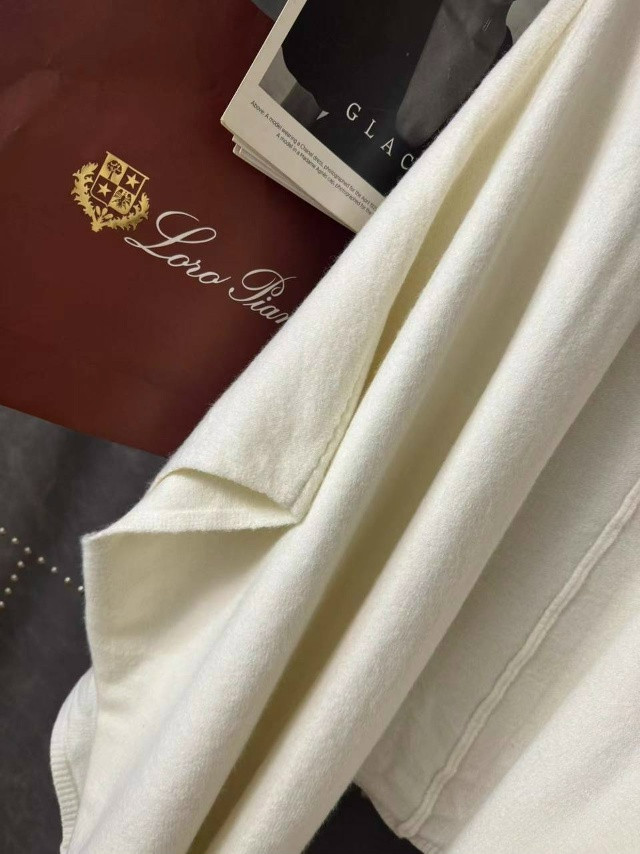 Купить Женский костюм белый оптом Садовод Интернет-каталог Садовод интернет-каталог