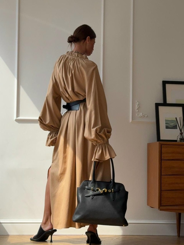 Купить Платье бежевое оптом Садовод Интернет-каталог Садовод интернет-каталог