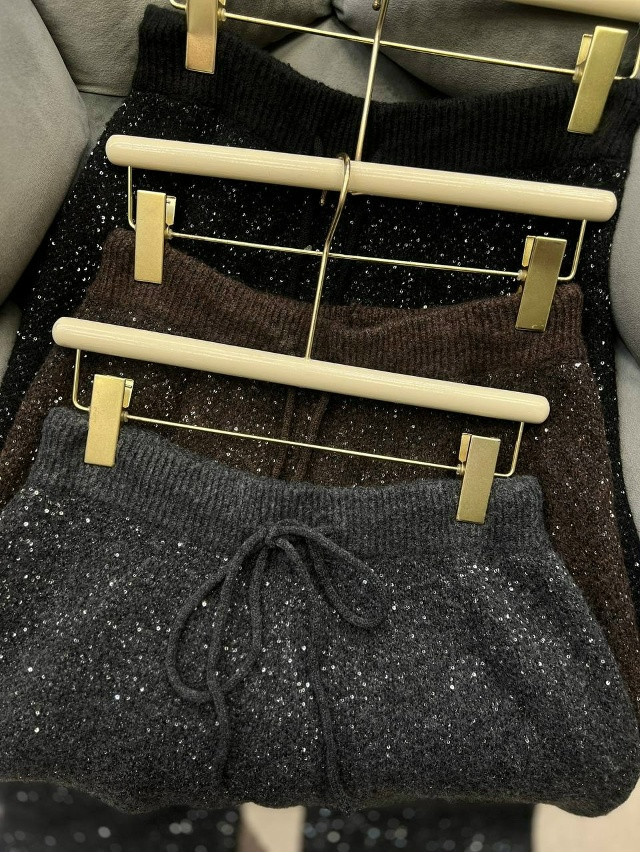 Купить Женский костюм серый оптом Садовод Интернет-каталог Садовод интернет-каталог