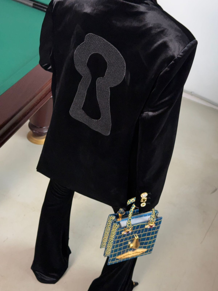 Купить Женский костюм черный оптом Садовод Интернет-каталог Садовод интернет-каталог