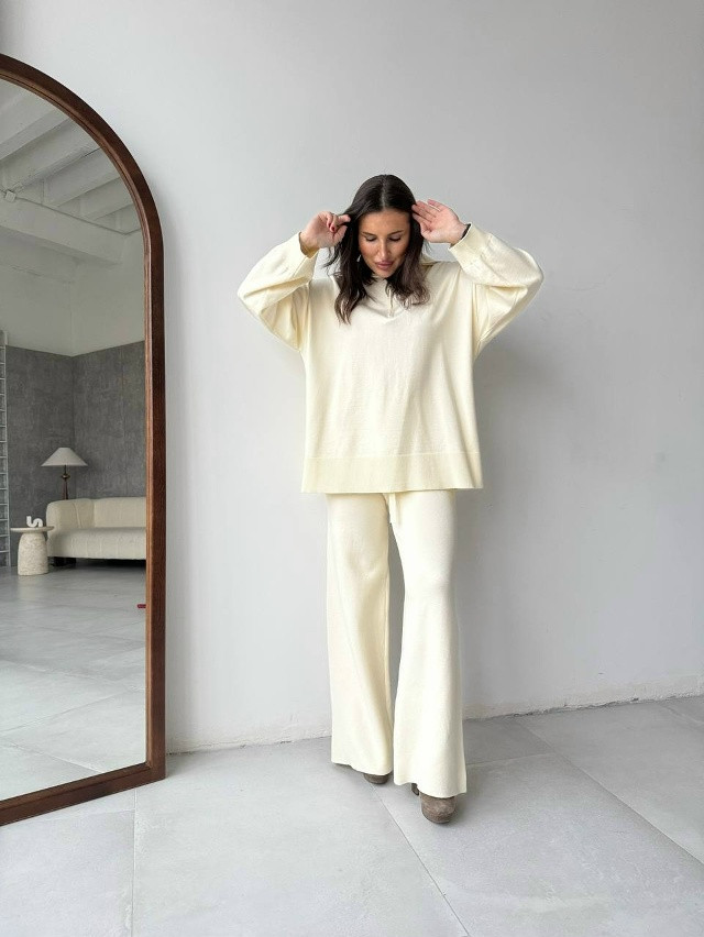 Купить Женский костюм молочный оптом Садовод Интернет-каталог Садовод интернет-каталог