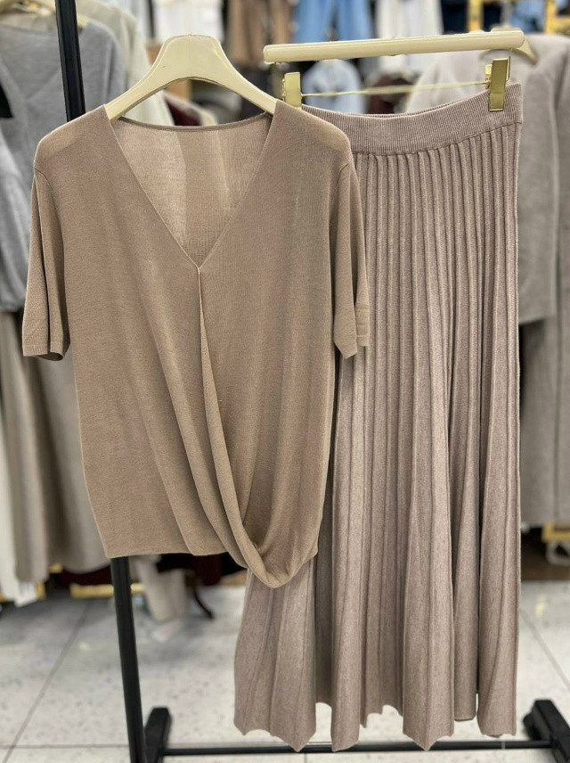 Купить Женская футболка бежевая оптом Садовод Интернет-каталог Садовод интернет-каталог